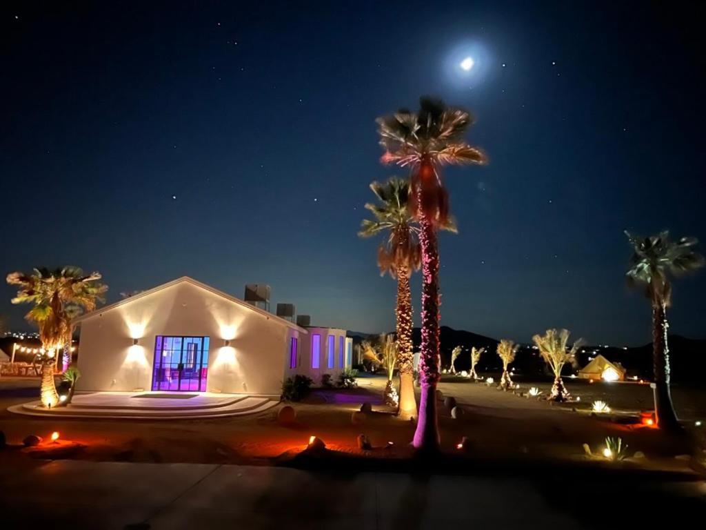 The Castle House Estate Hotel Joshua Tree Exterior foto